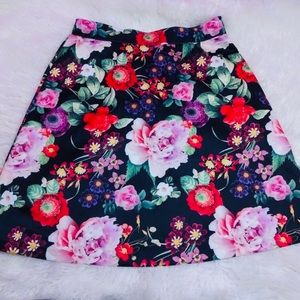 @ New York & Company sz XL Floral A-line Skirt